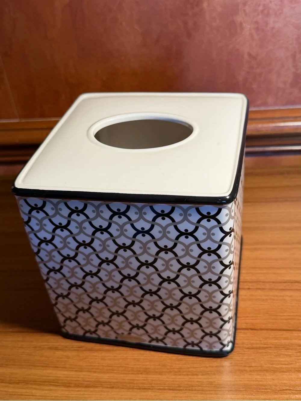 Raymond Waites Ceramic Tissue Box Cover Cube Geometric Interlocking Trellis EUC